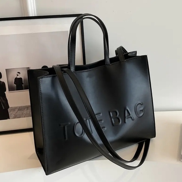 Unbranded Sleek Large Capacity Tote with “TOTE BAG" Logo - NIP - Picture 3 of 16